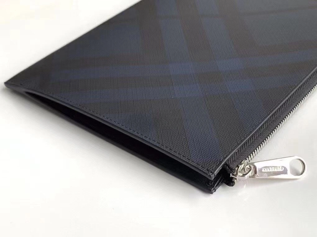 Trendsetting Mens Burberry Clutch Bags 93302