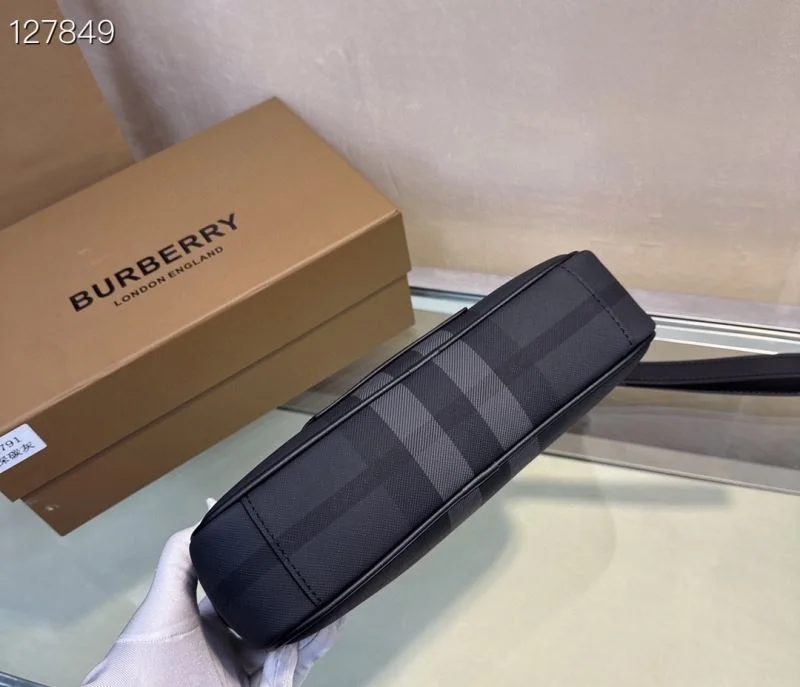 Mens Burberry Clutch Bags Stylish 37755