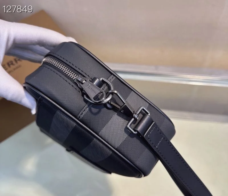 Mens Burberry Clutch Bags Stylish 37755