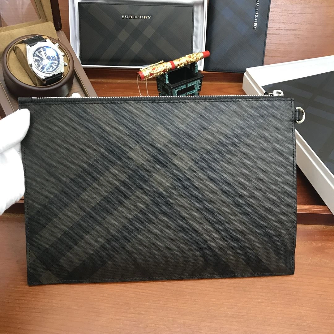 Mens Burberry Clutch Bags TimelessDesign 92255