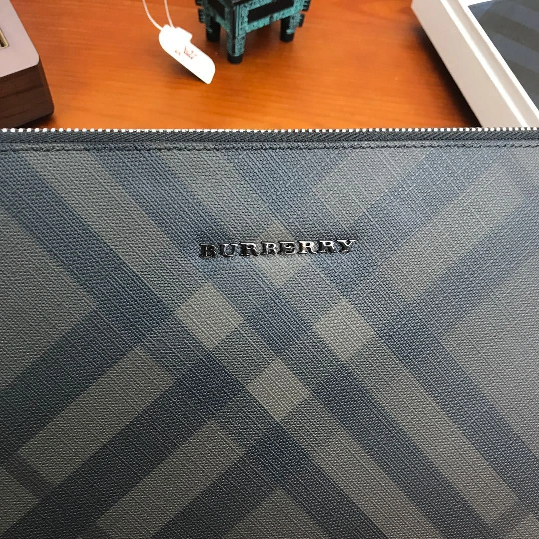 Mens Burberry Clutch Bags TimelessDesign 92255