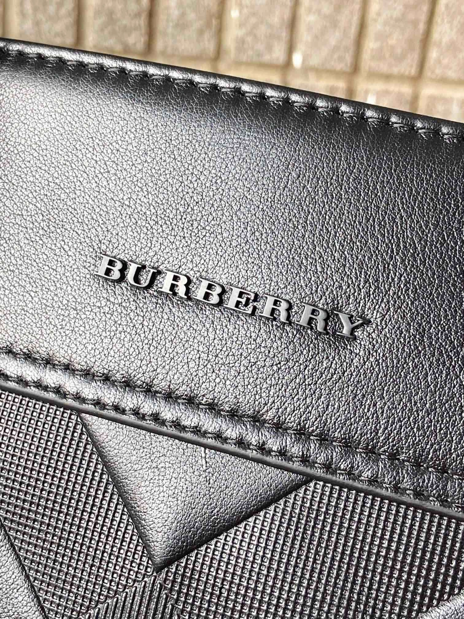 SmoothTexture Mens Burberry Satchel Bags 93326