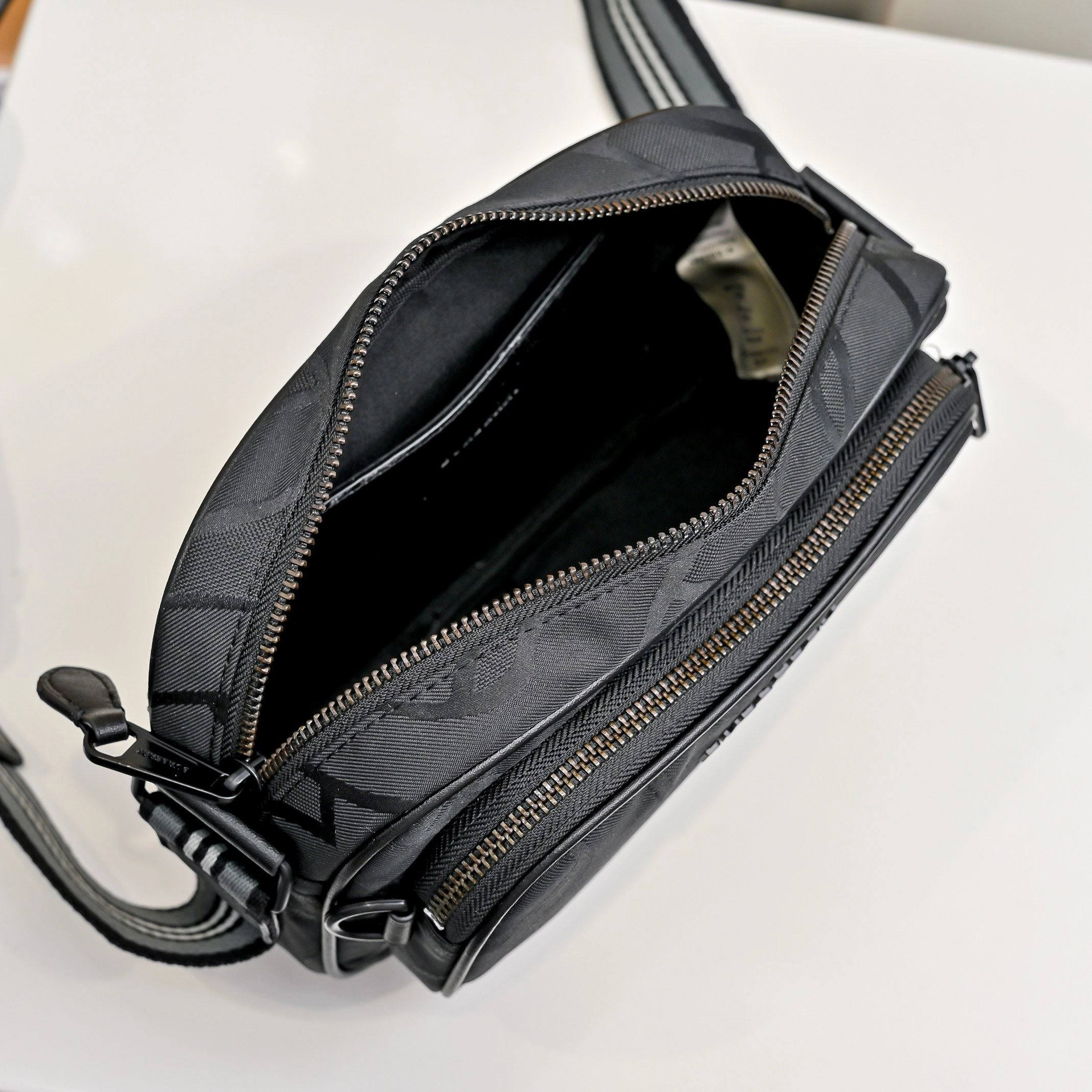 ModernLook Mens Burberry Satchel Bags 93266
