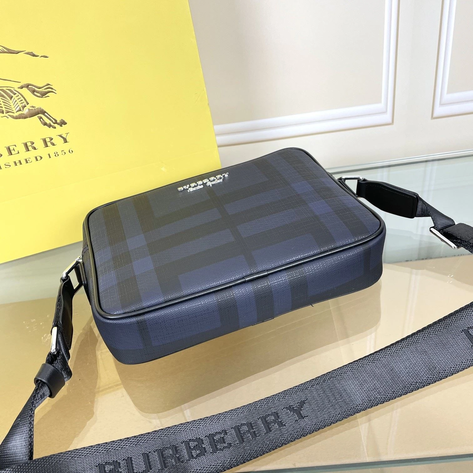 Efficient Mens Burberry Satchel Bags 92294