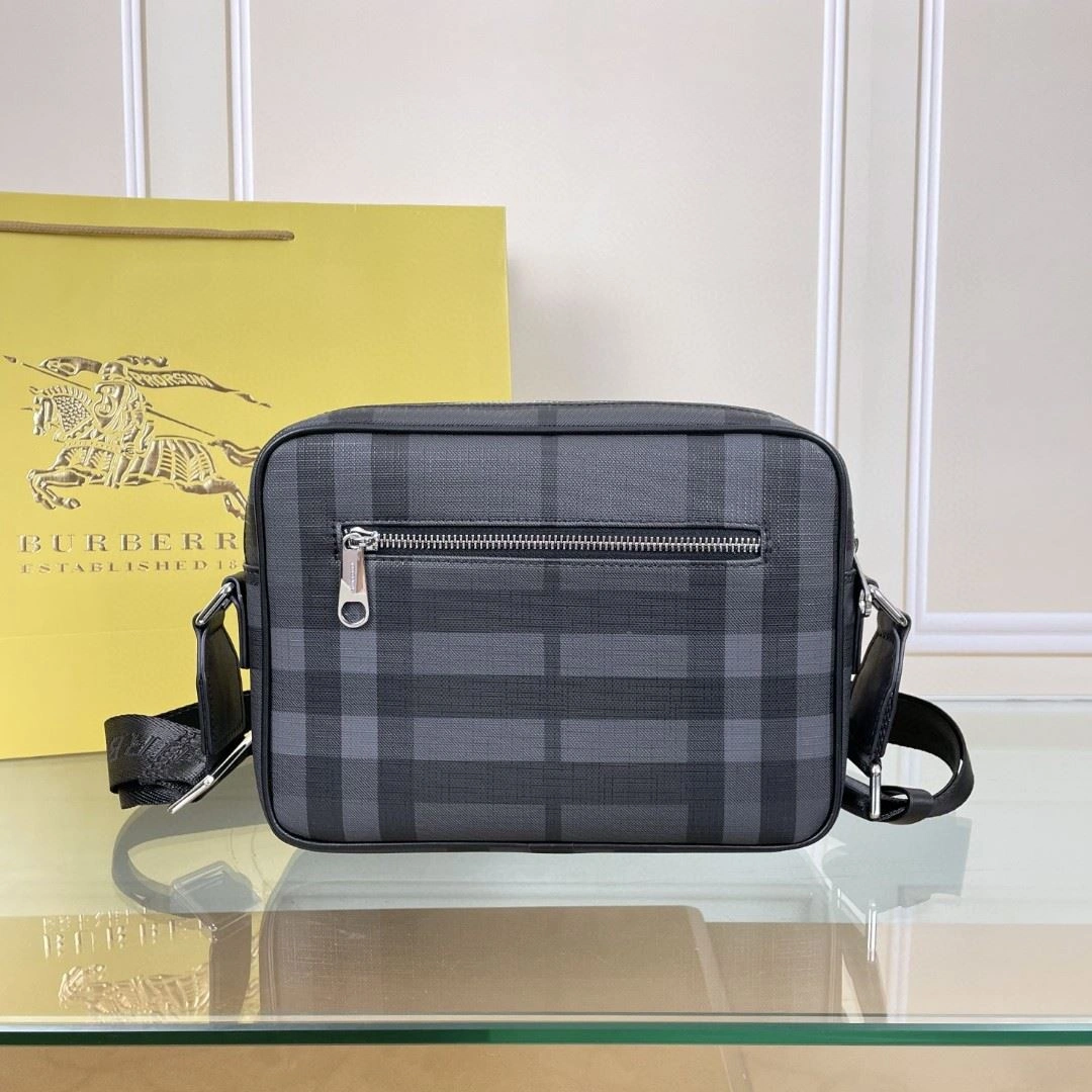 WellDesigned Mens Burberry Satchel Bags 92241