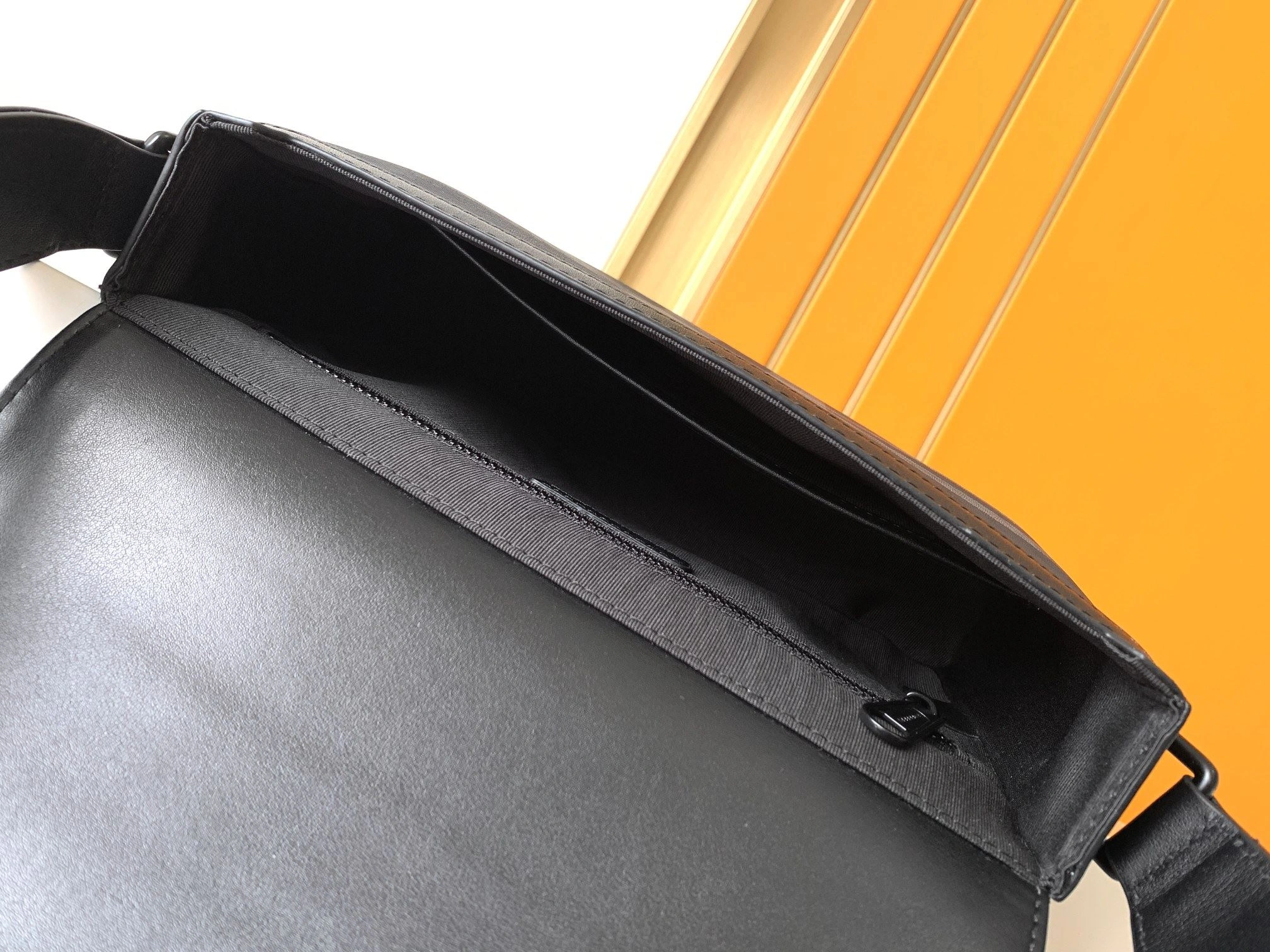 Mens Burberry Satchel Bags Neat 92235