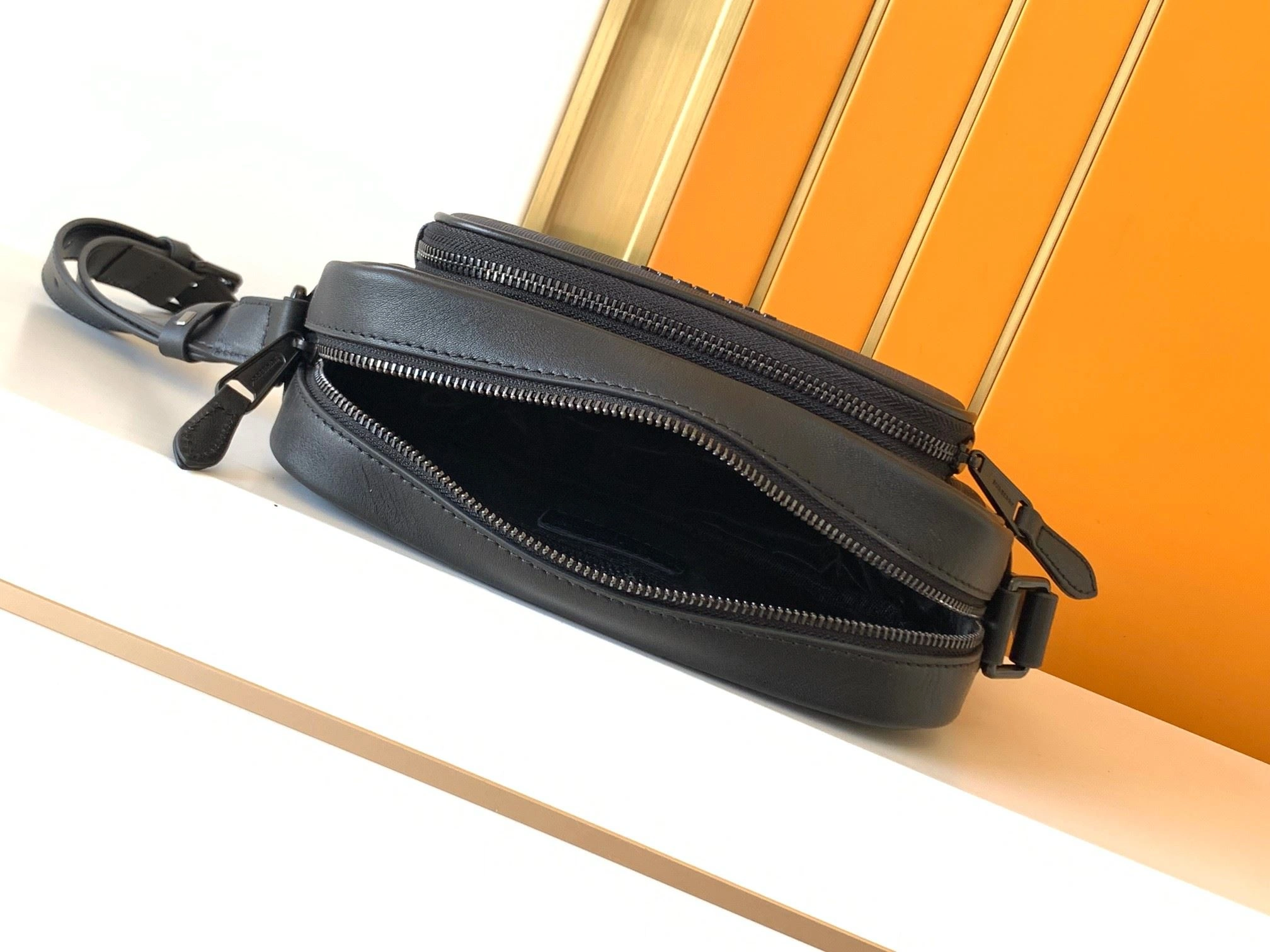 Trendsetting Mens Burberry Satchel Bags 92247