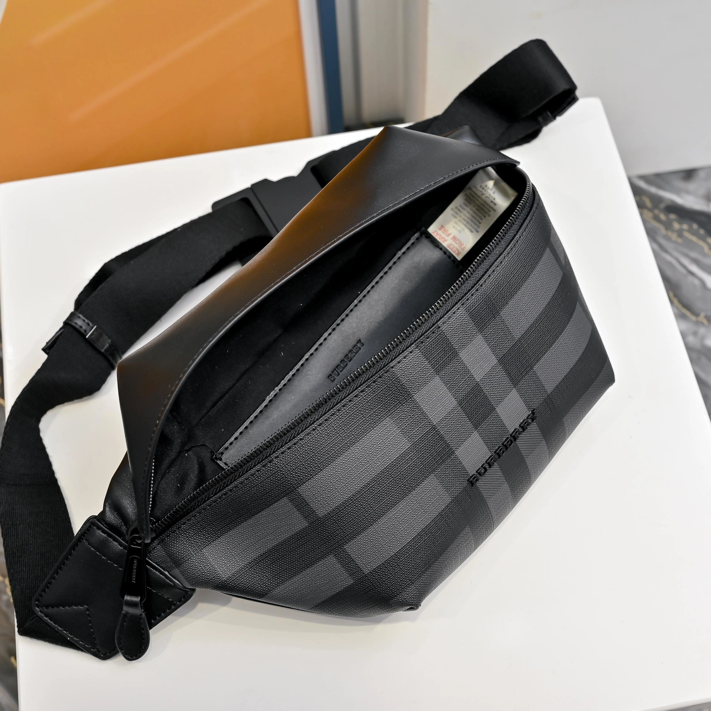 Unique Mens Burberry Waist Chest Packs 93236