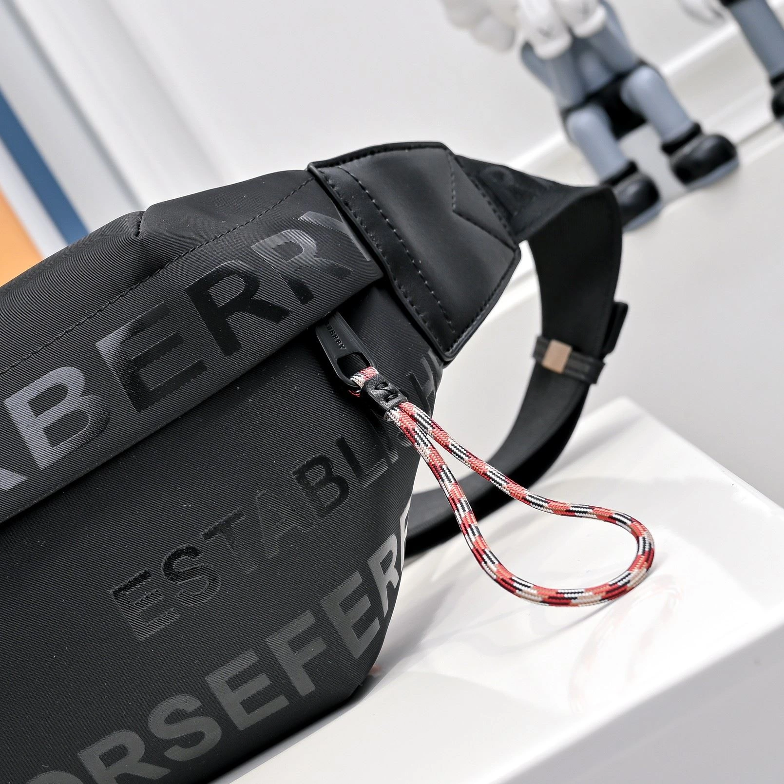 FreshLook Mens Burberry Waist Chest Packs 93234