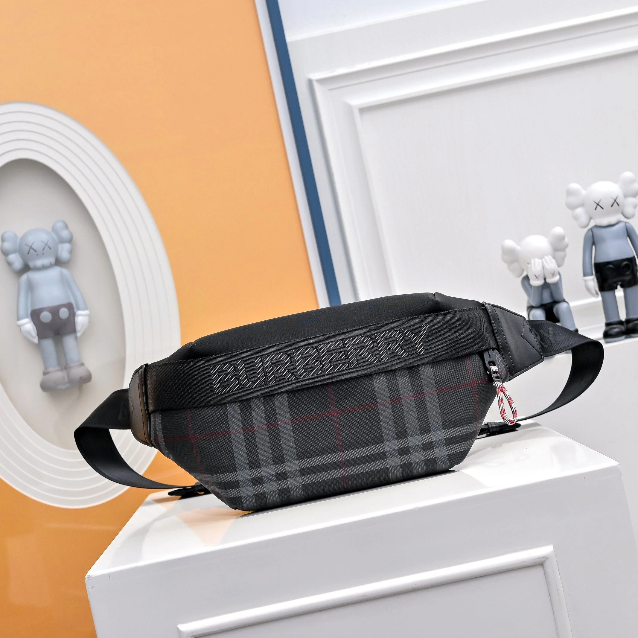 Mens Burberry Waist Chest Packs MoistureWicking 93235