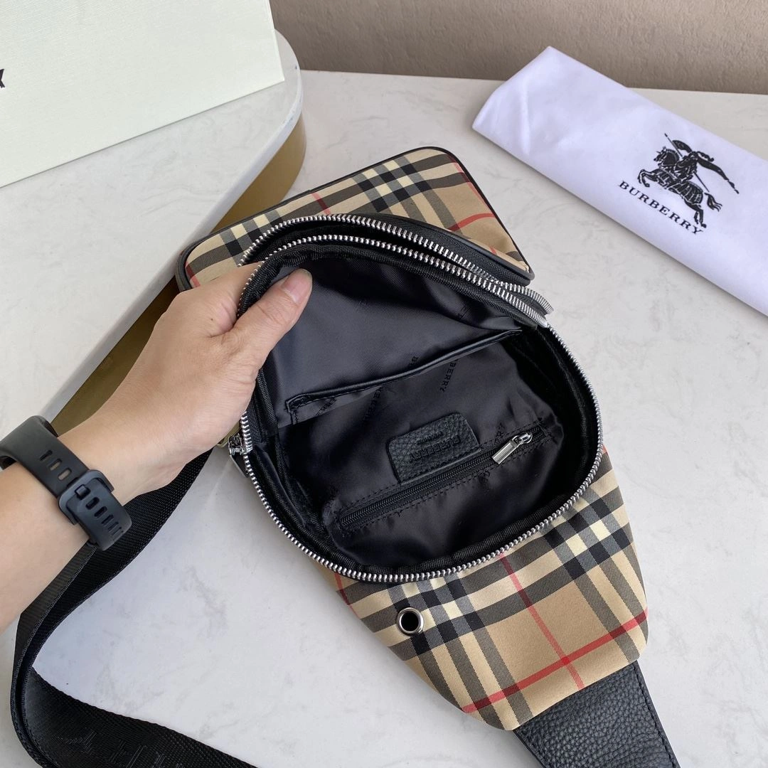 Mens Burberry Waist Chest Packs ComfortFit 92218