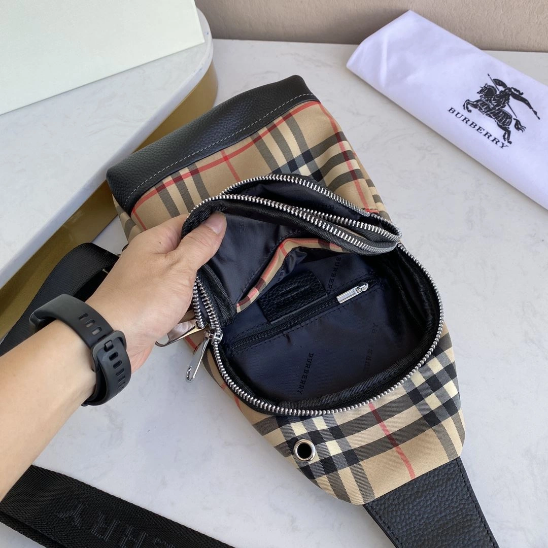 Mens Burberry Waist Chest Packs Supportive 92213