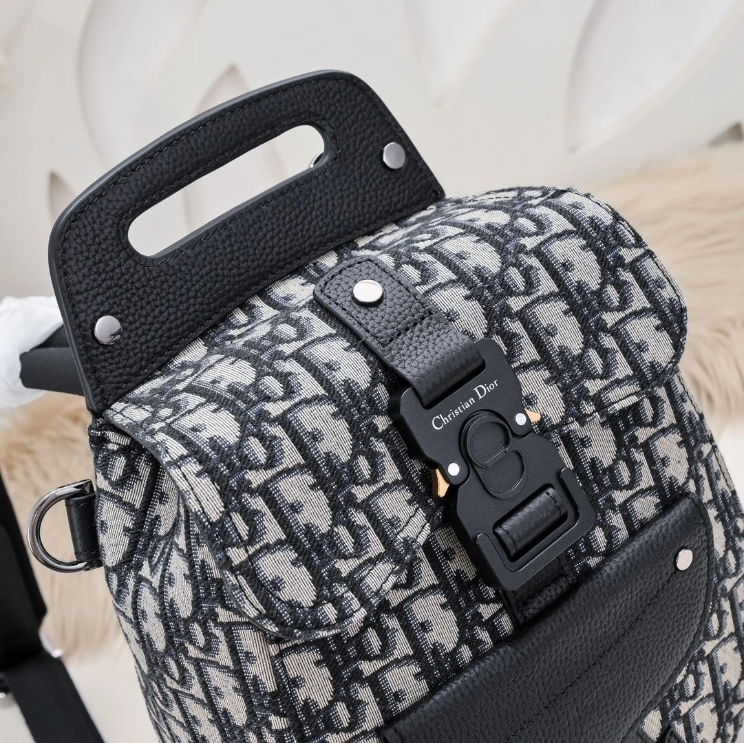 Fashionable Mens Christian Dior Backpacks 91194