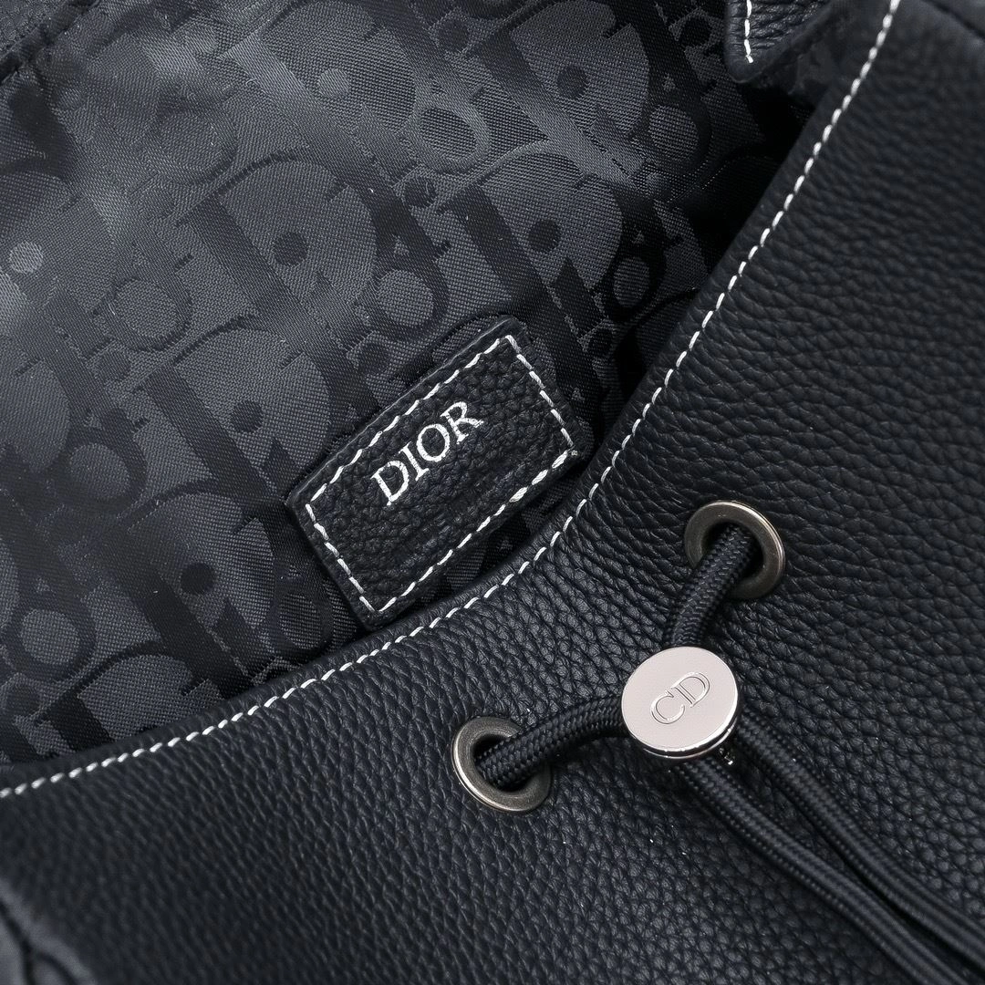 Mens Christian Dior Backpacks EasyMatch 91128