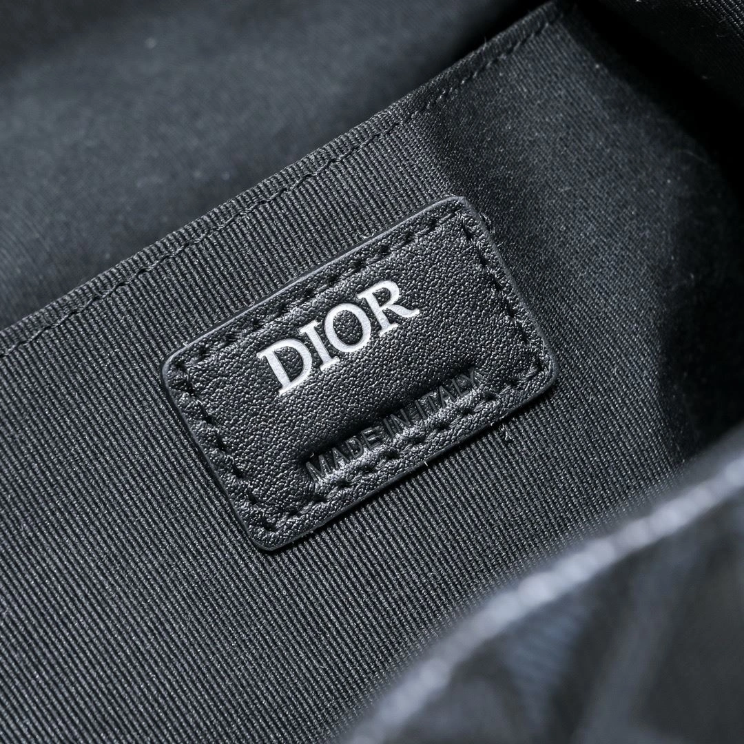Sophisticated Mens Christian Dior Backpacks 91097