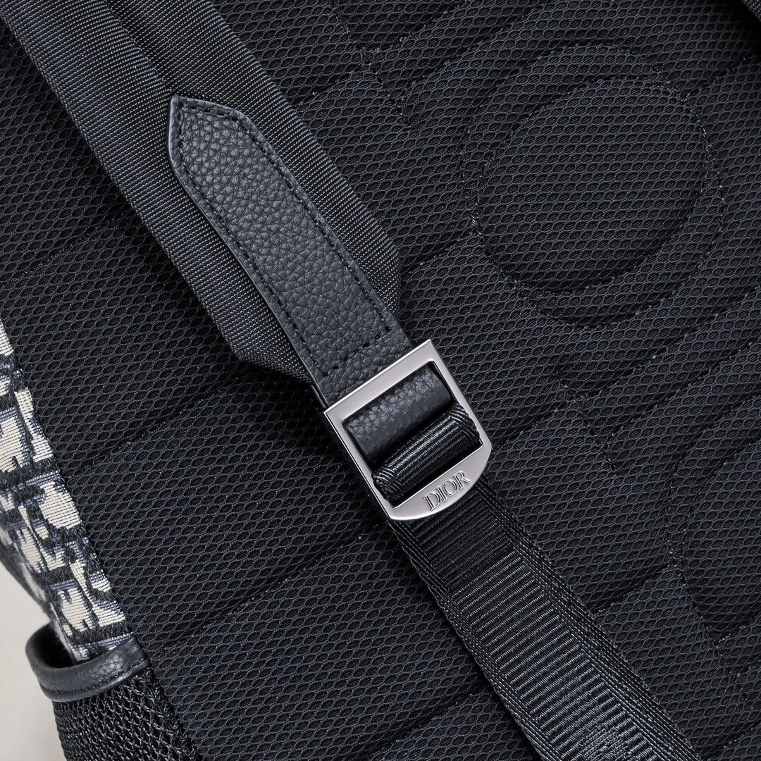 Snug Mens Christian Dior Backpacks 91077