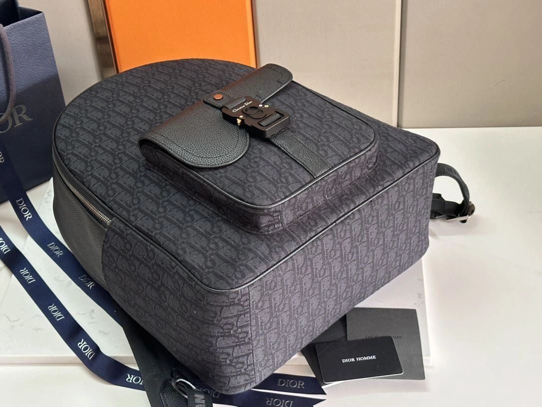 Soft Mens Christian Dior Backpacks 92111