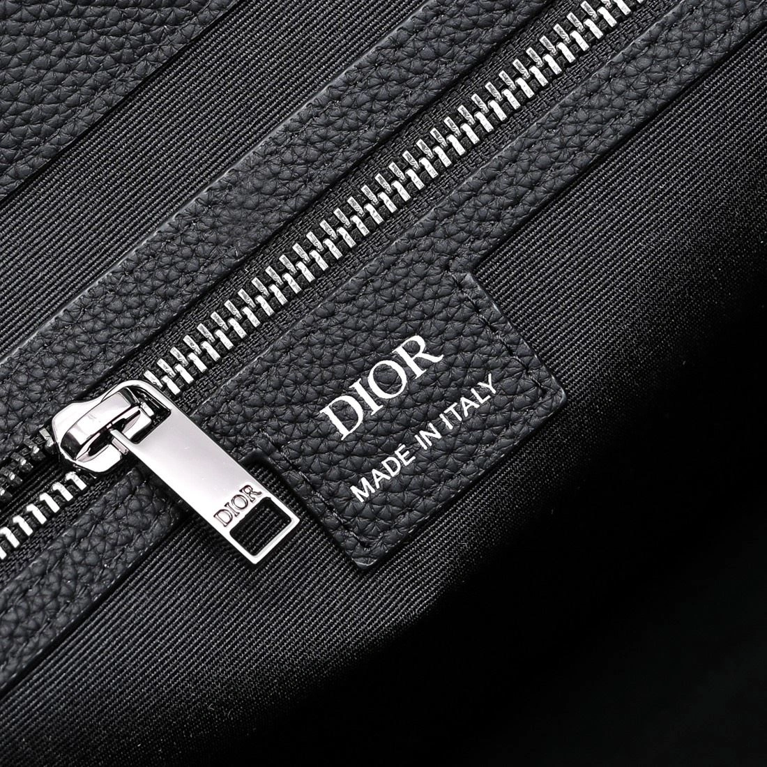Stylish Mens Christian Dior Briefcases 91061
