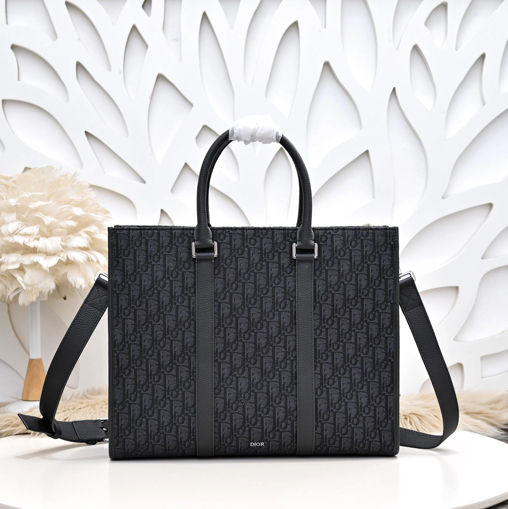 Unisex Mens Christian Dior Briefcases 91101