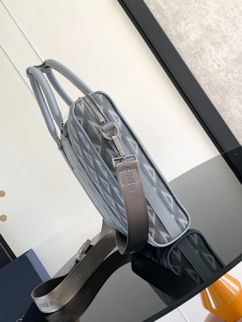Resilient Mens Christian Dior Briefcases 70149