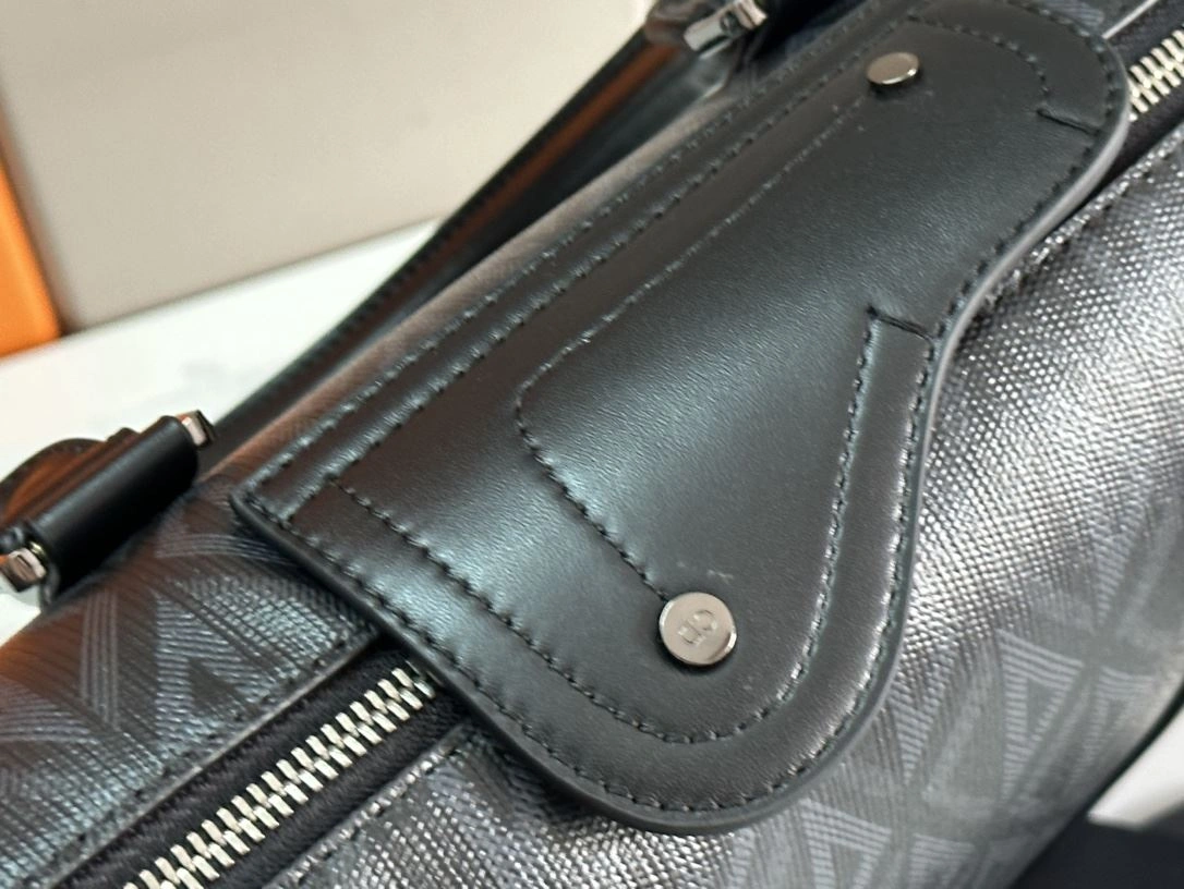 Mens Christian Dior Briefcases EasyCare 92050