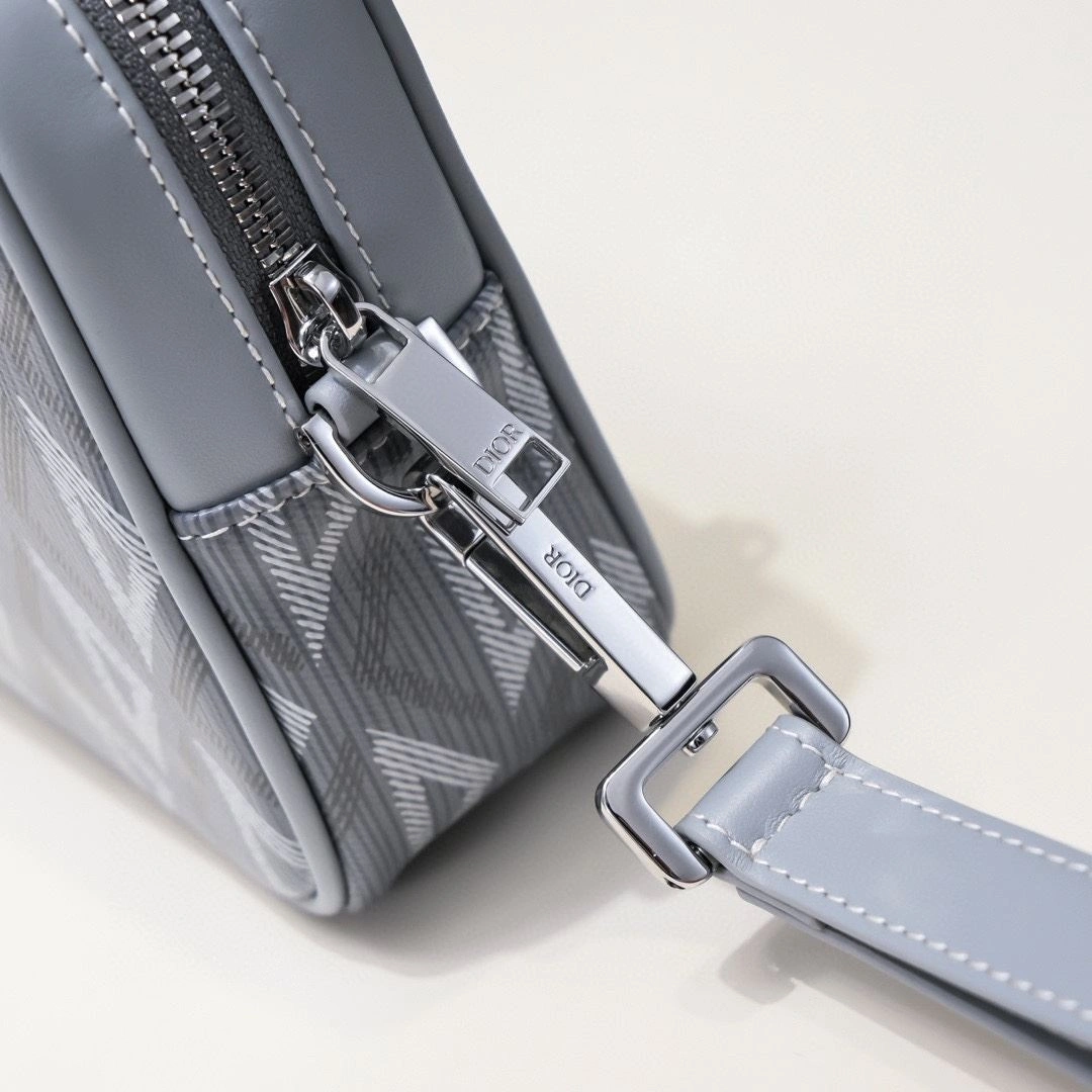 Sleek Mens Christian Dior Clutch Bags 91120