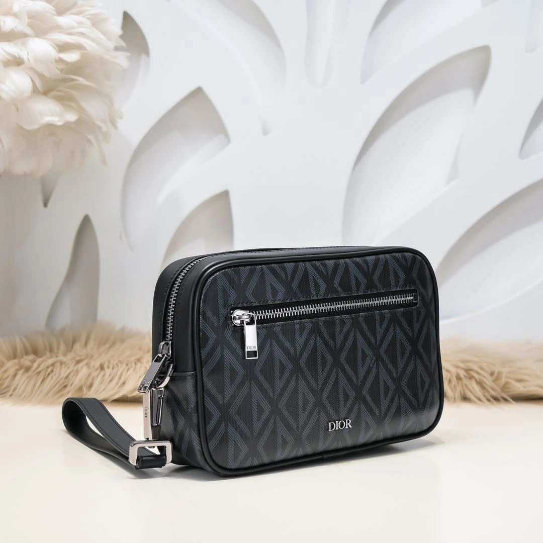 Sleek Mens Christian Dior Clutch Bags 91042