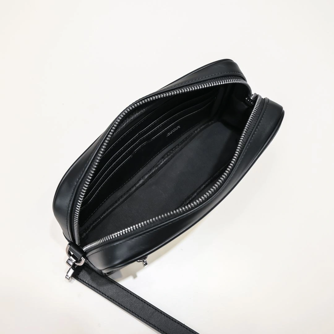 Sleek Mens Christian Dior Clutch Bags 91042