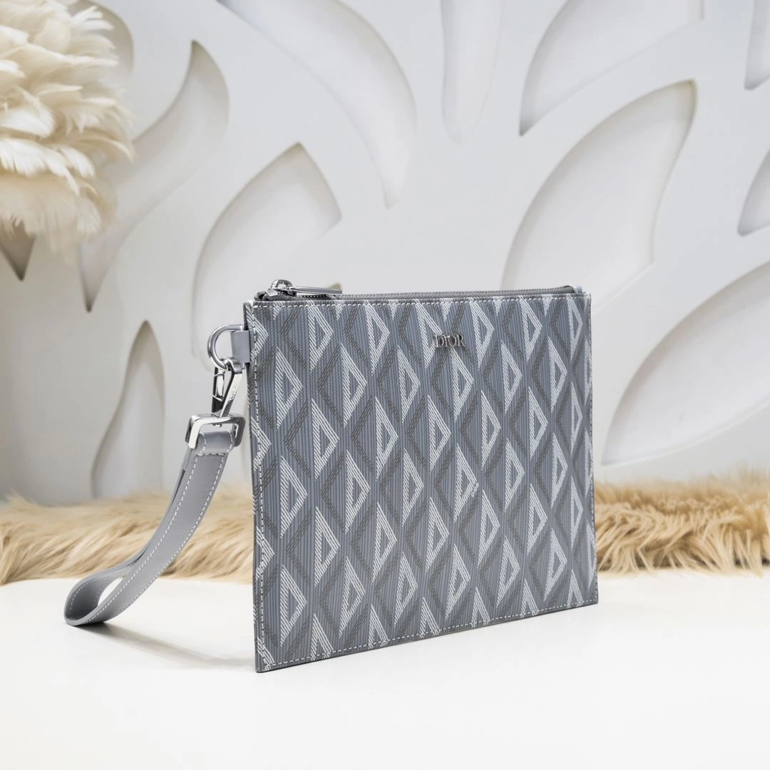 Resilient Mens Christian Dior Clutch Bags 91035