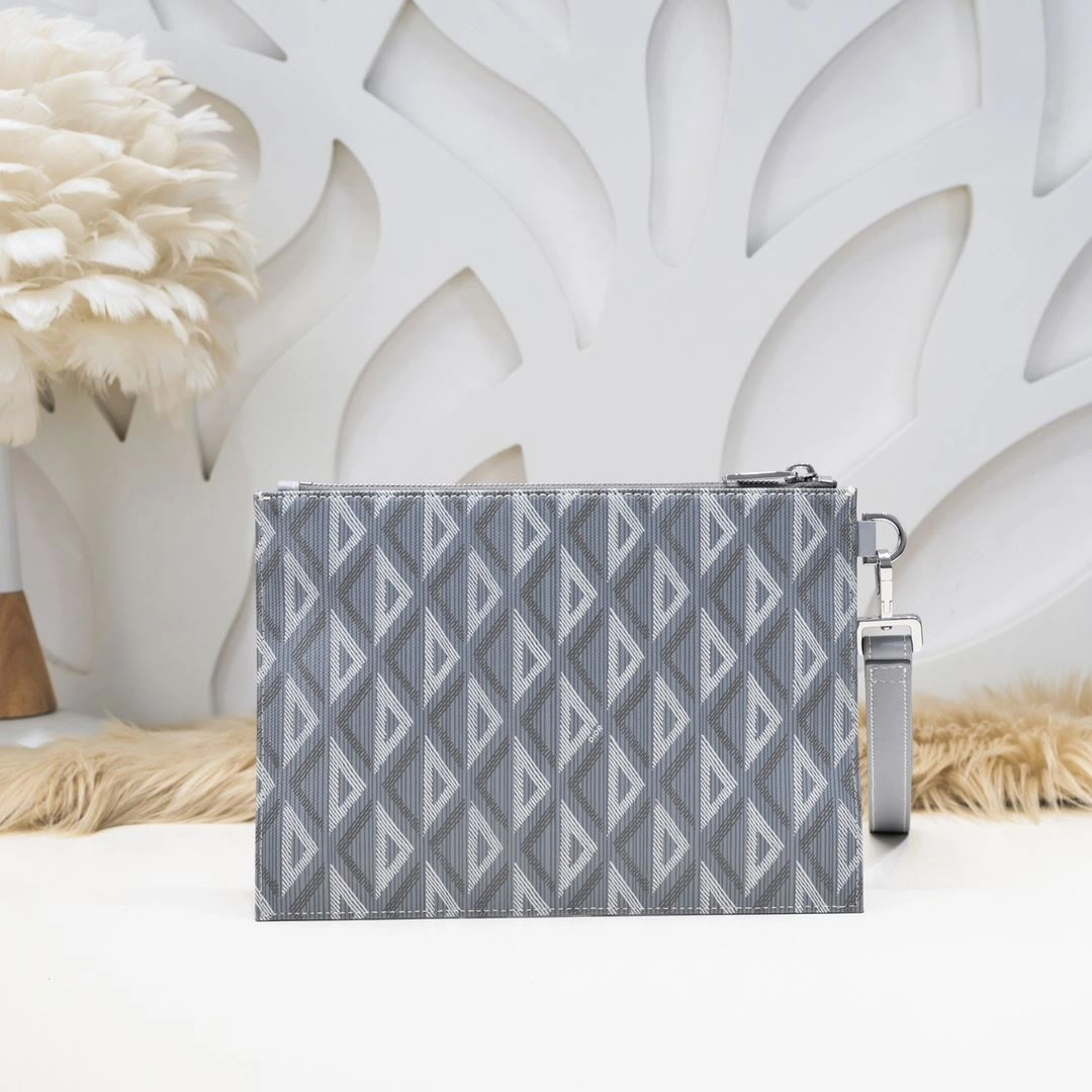 Resilient Mens Christian Dior Clutch Bags 91035
