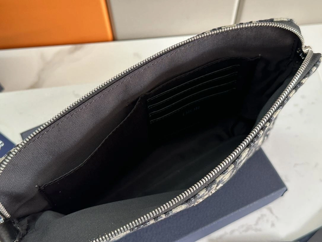 Mens Christian Dior Clutch Bags Resilient 92030