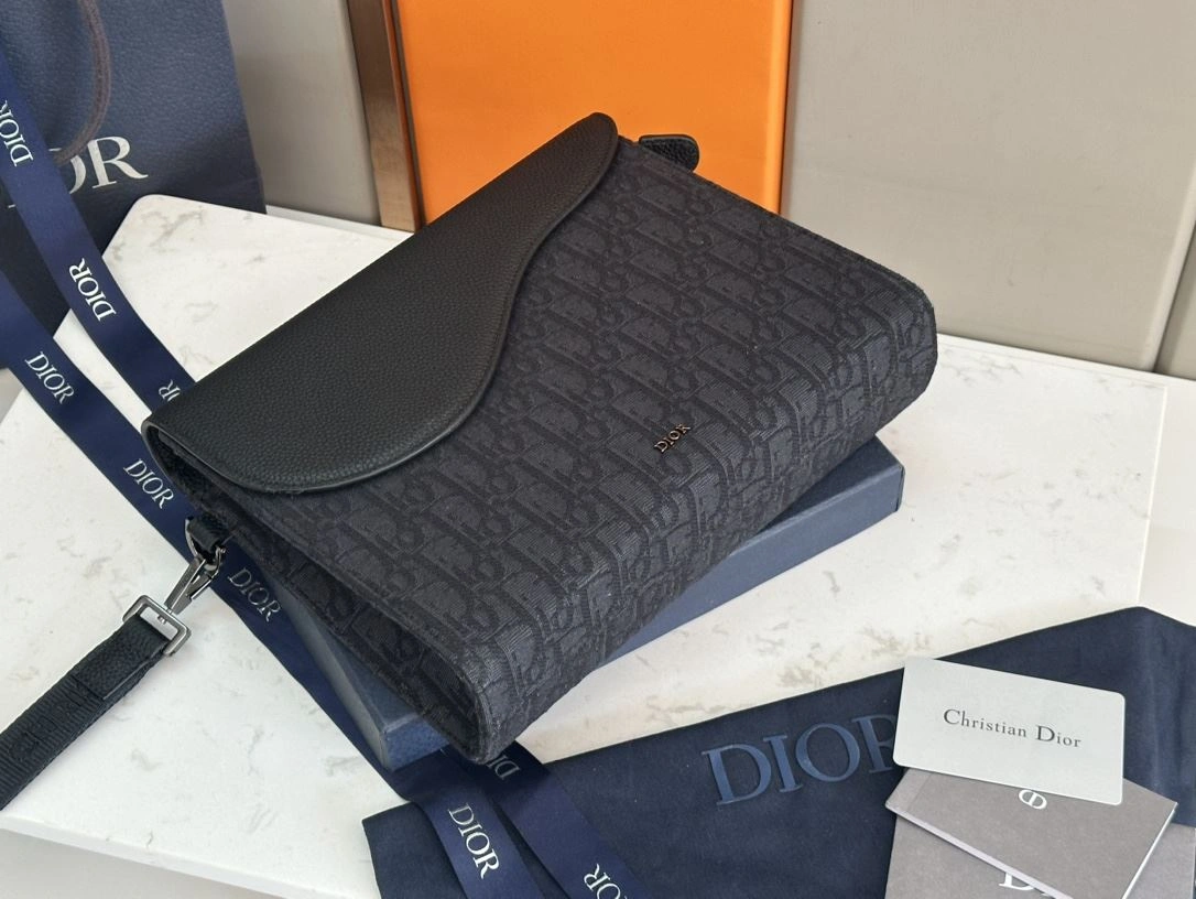 Chic Mens Christian Dior Clutch Bags 92019