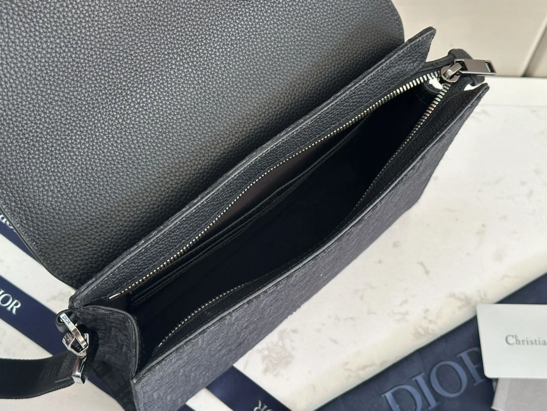 Chic Mens Christian Dior Clutch Bags 92019
