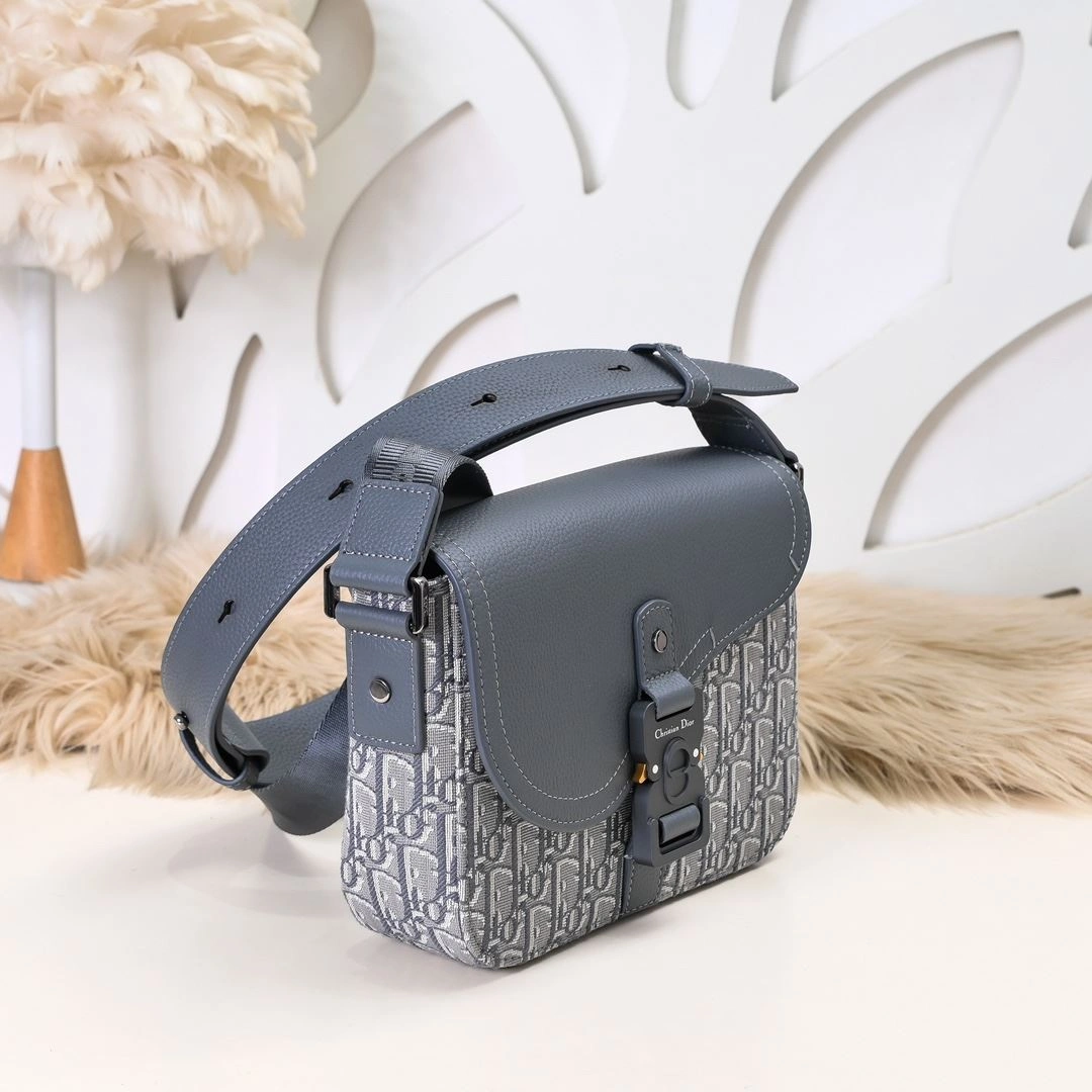 Elegant Mens Christian Dior Satchel Bags 90956