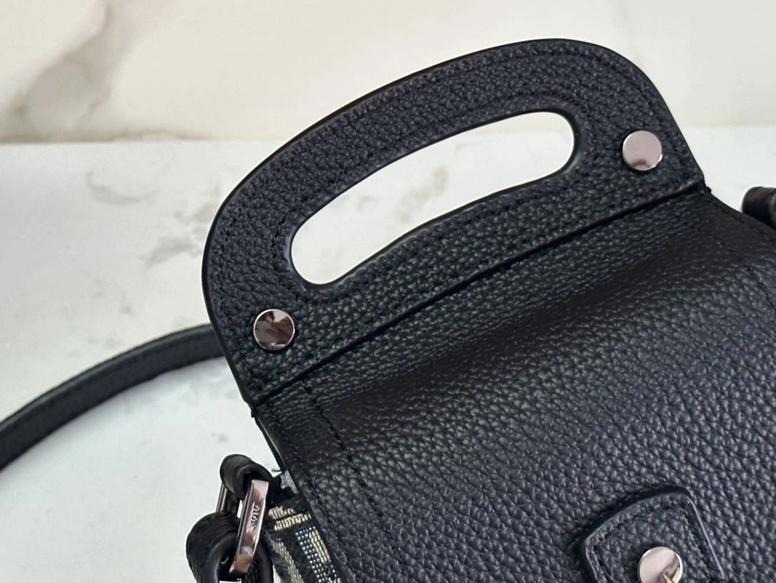 Mens Christian Dior Satchel Bags Resilient 92002