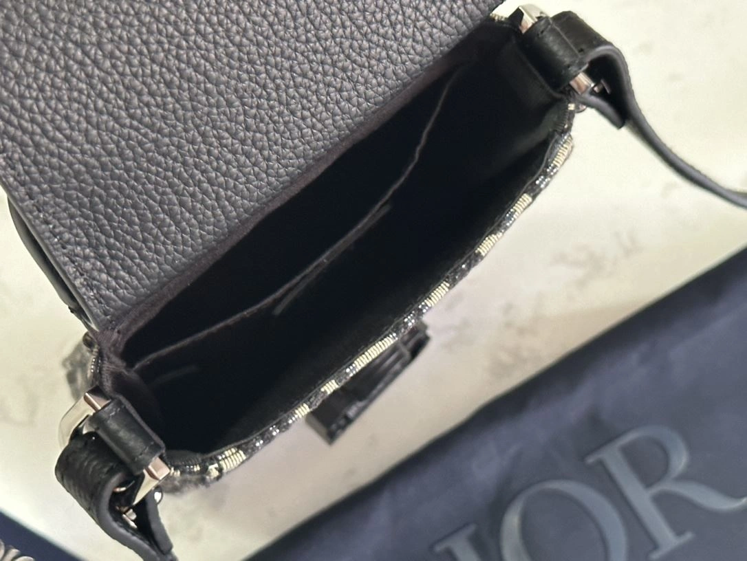 Mens Christian Dior Satchel Bags Resilient 92002