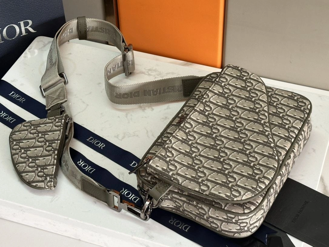 Mens Christian Dior Satchel Bags EasyCare 91911