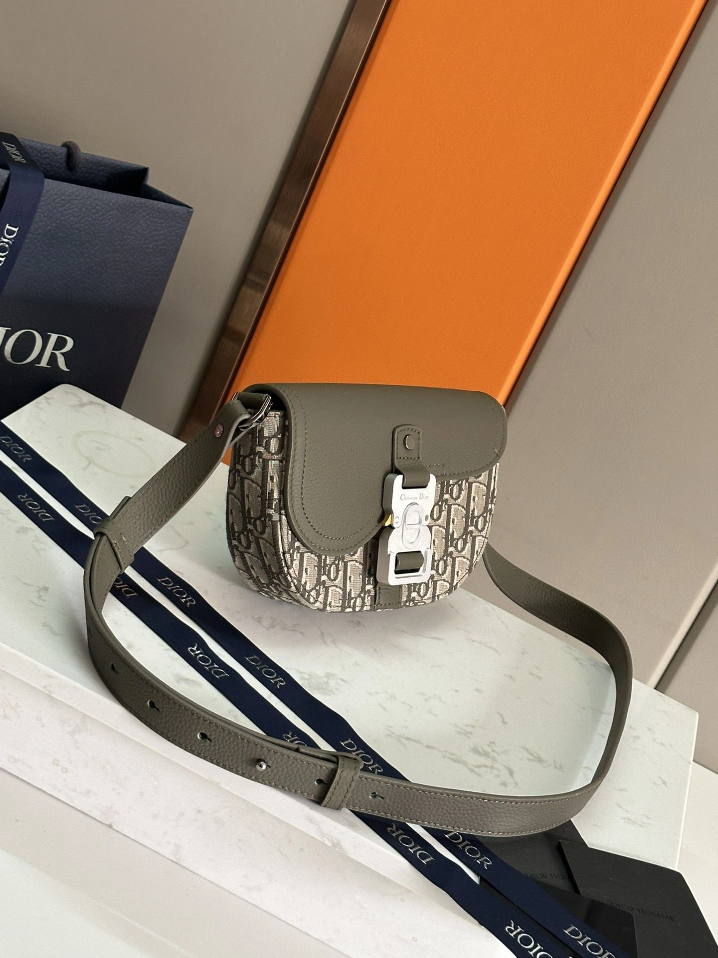 Reliable Mens Christian Dior Satchel Bags 91916
