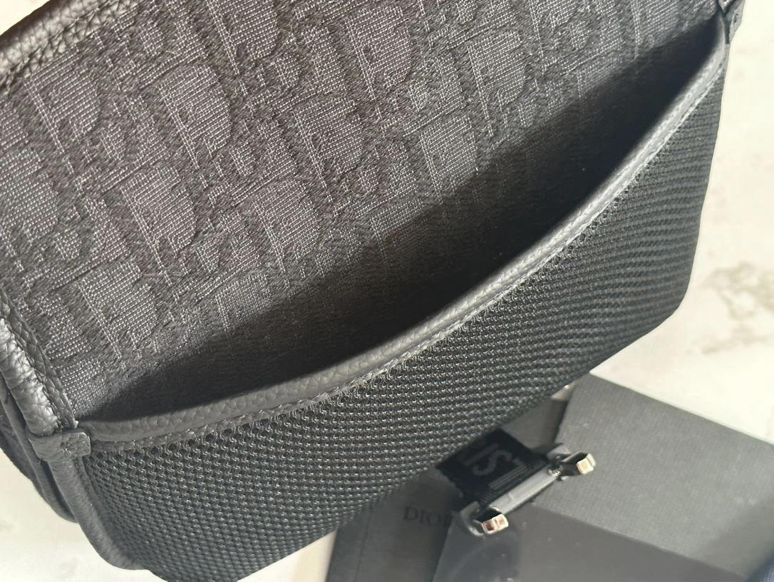 Trendsetting Mens Christian Dior Satchel Bags 91905