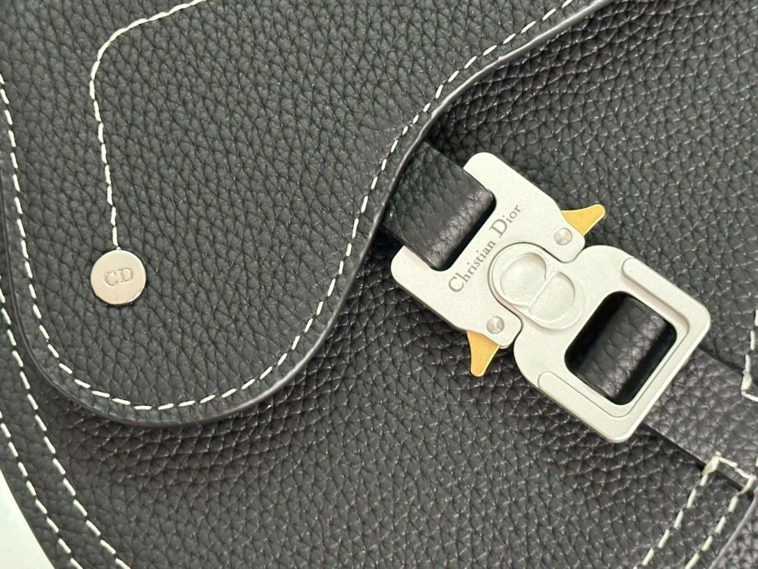 Mens Christian Dior Satchel Bags FashionForward 91952
