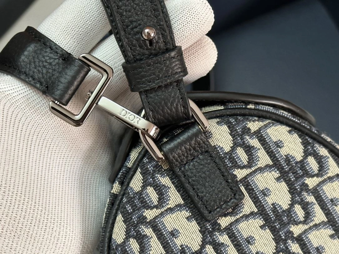 Unique Mens Christian Dior Satchel Bags 91898