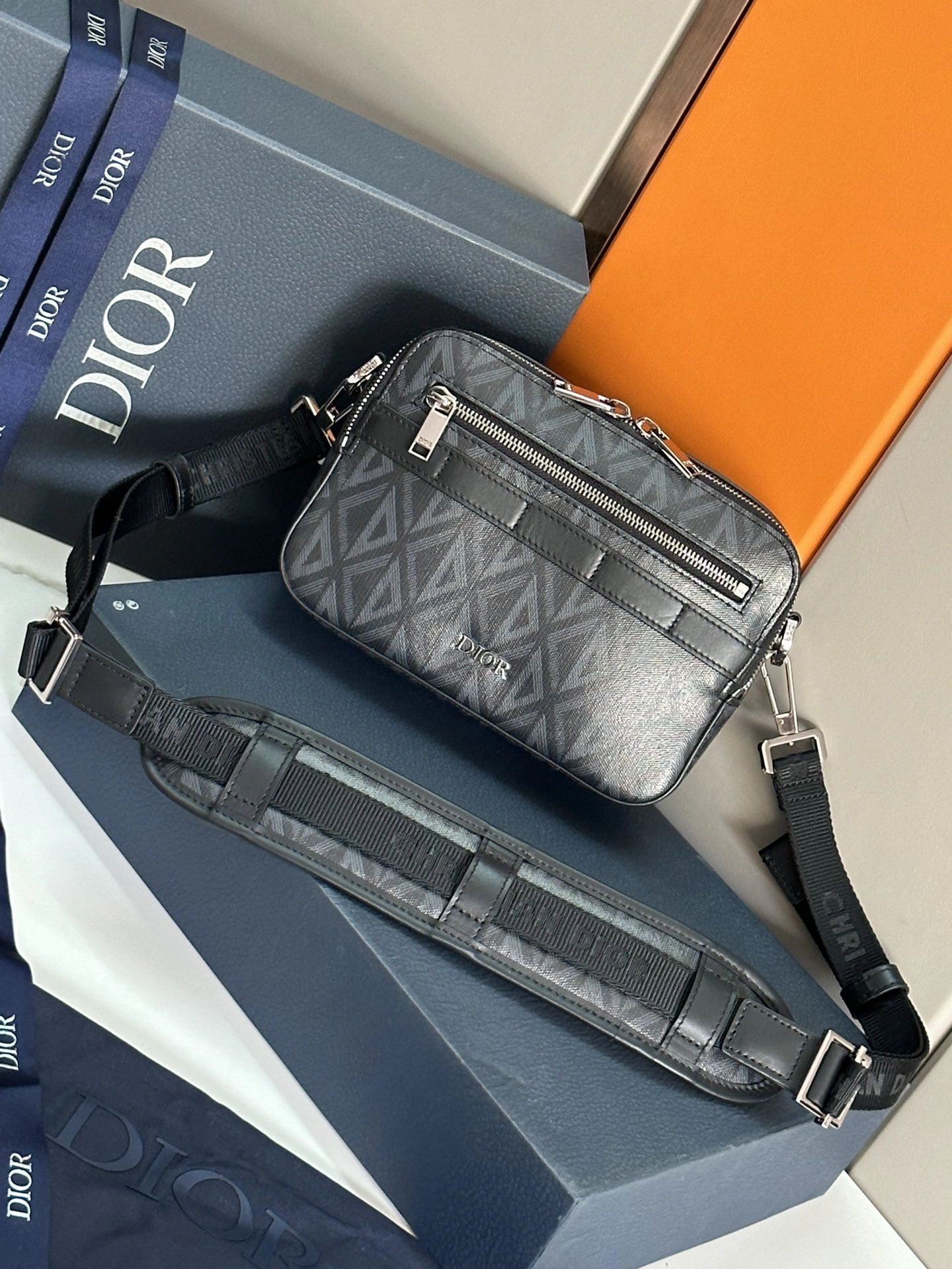 FashionForward Mens Christian Dior Satchel Bags 91888