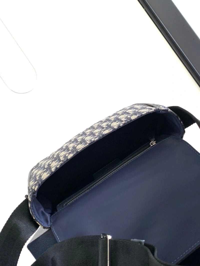 Sophisticated Mens Christian Dior Satchel bags 73782