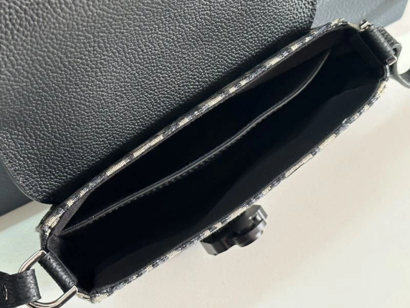 Mens Christian Dior Satchel bags Bold 70235