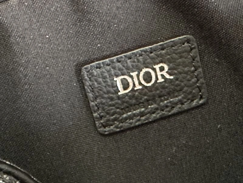 Resilient Mens Christian Dior Satchel bags 70095