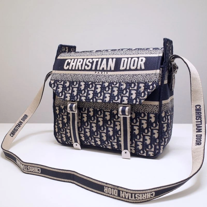 Mens Christian Dior Satchel bags Sleek 70120