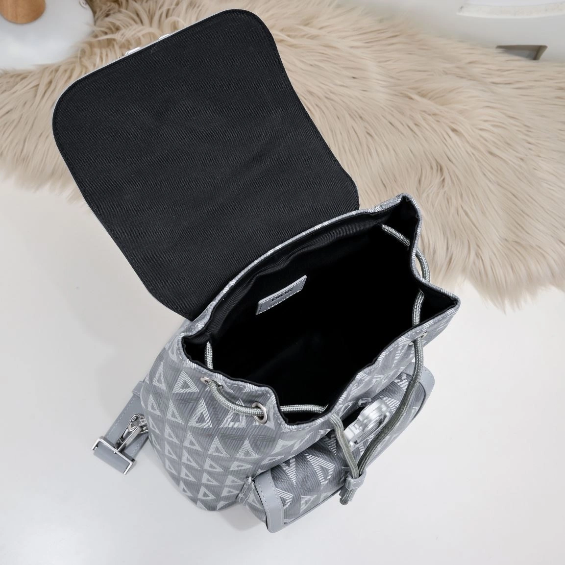 UrbanStyle Mens Christian Dior Waist Chest Packs 90934