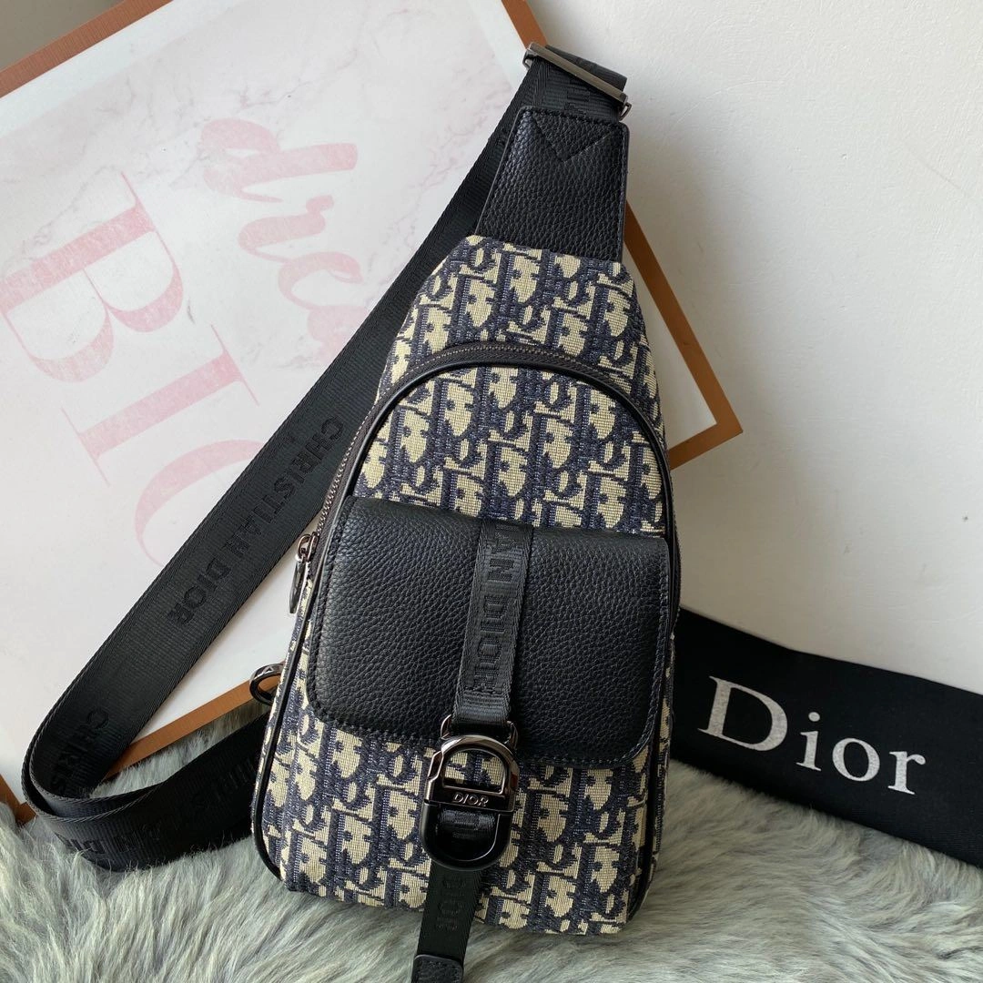 Sleek Mens Christian Dior Waist Chest Packs 93222