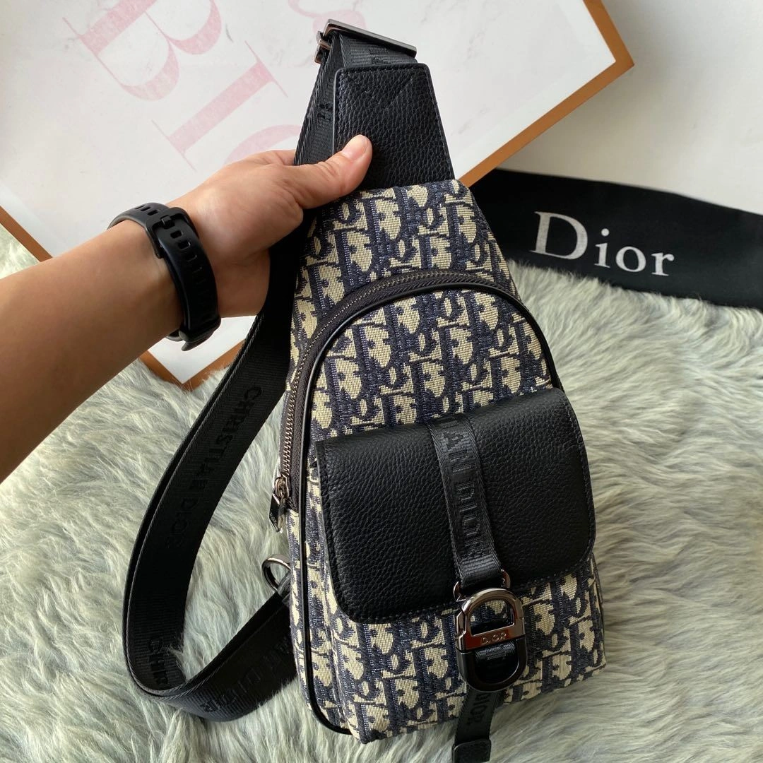 Sleek Mens Christian Dior Waist Chest Packs 93222