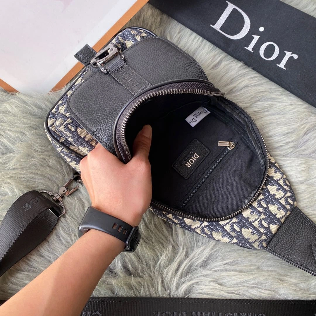 Sleek Mens Christian Dior Waist Chest Packs 93222